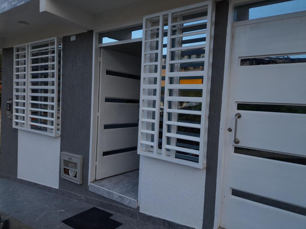 סאלנטו Apartamento Familiar Maral 2 מראה חיצוני תמונה
